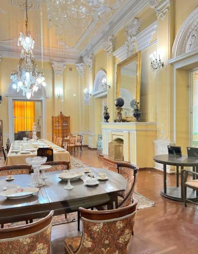 عکس کاخ موزه بندر انزلی