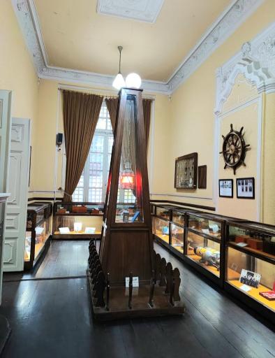 عکس کاخ موزه بندر انزلی