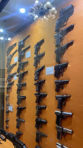 عکس کاخ موزه بندر انزلی