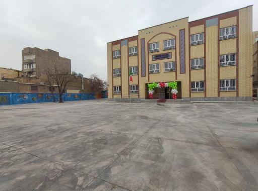 عکس آموزشگاه متوسطه شهید رزاقی 