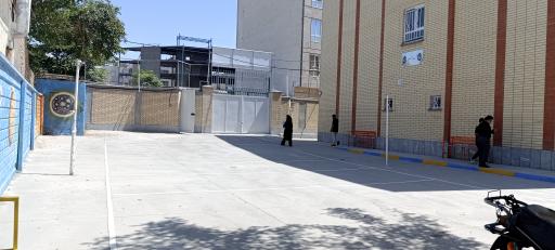 عکس دبیرستان متوسطه اول پسرانه شهید رزاقی