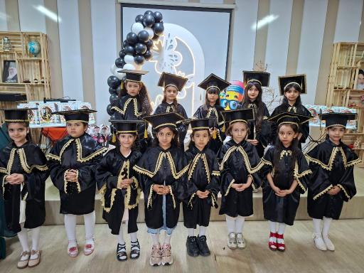 عکس پیش دبستان و دبستان دخترانه تدبیر