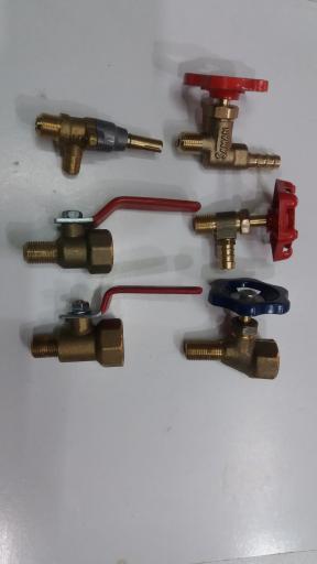 عکس فروشگاه حقیقت