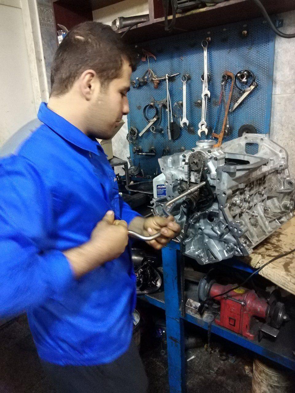 عکس تعمیرگاه تخصصی نوری