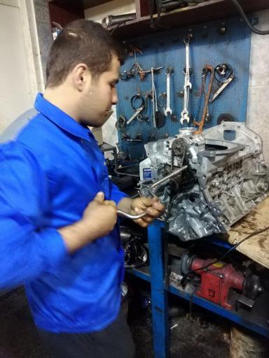 عکس تعمیرگاه تخصصی نوری