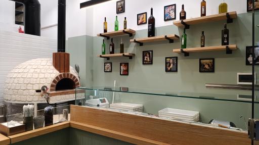 عکس پیتزا کنده چوبی