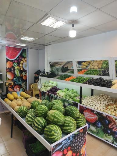 میوه فروشی بهار نارنج