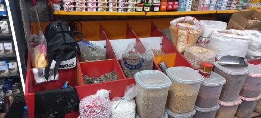 فروشگاه تخفیفی گلستان