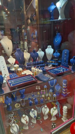 گالری نقره و زیورآلات رضا صادقی