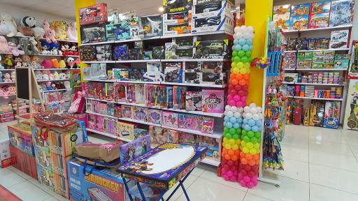 عکس اسباب بازی کفشدوزک