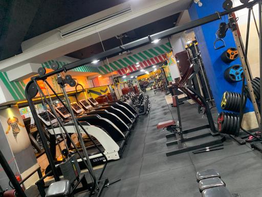 عکس باشگاه بدنسازی ستاره پارس