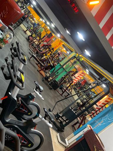 عکس باشگاه بدنسازی ستاره پارس