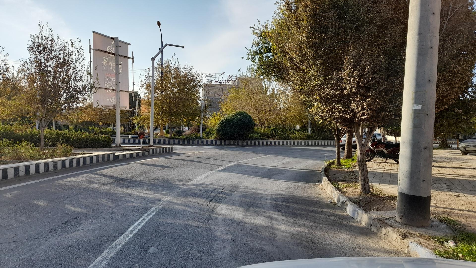 عکس میدان جوان