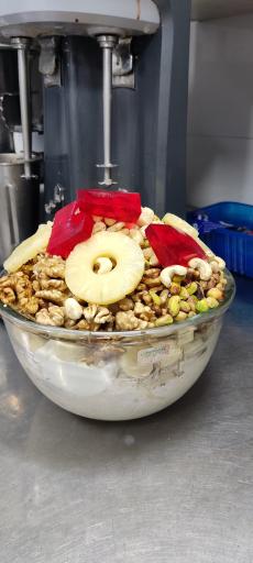 عکس آبمیوه و بستنی امید