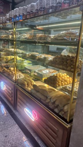 عکس کافه نان آوازه