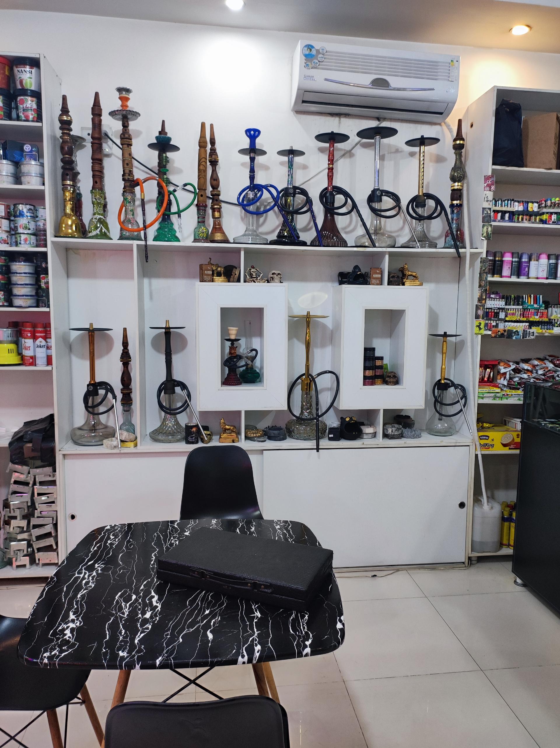 عکس دخانیات دود استور