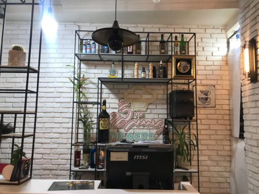 عکس فست فود مستر گرد