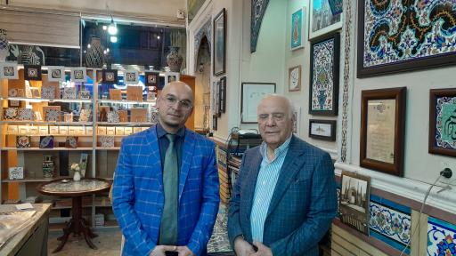 عکس کارگاه کاشی سازی خاک نگارمقدم