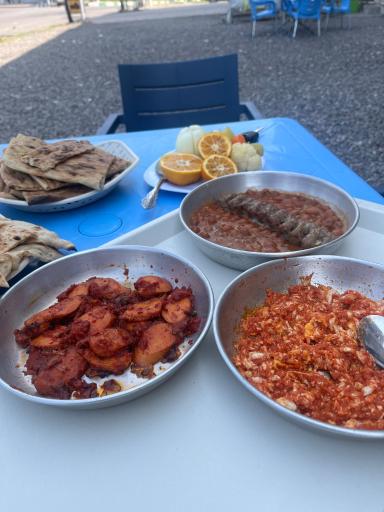 رستوران میزبان