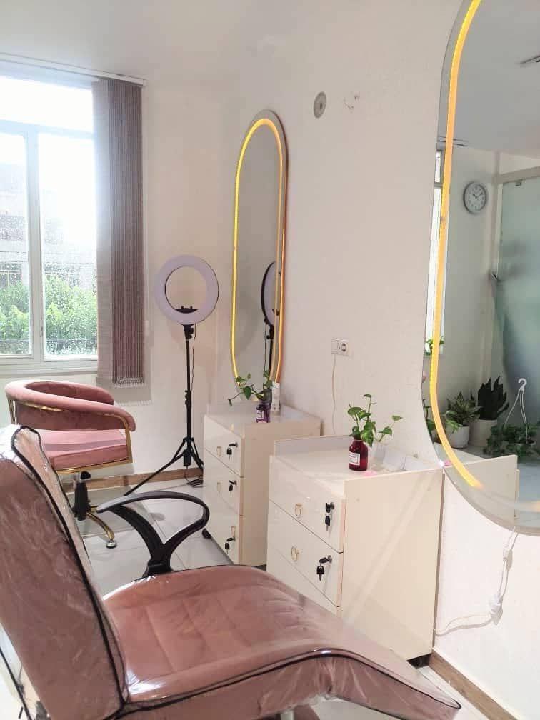 عکس سالن زیبایی رز سفید 