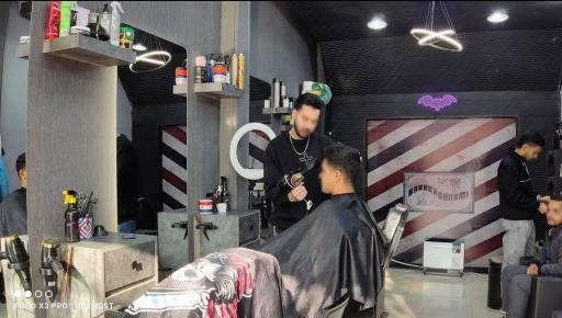 عکس آرایشگاه سونامی 