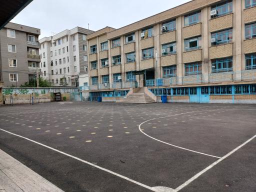 عکس دبیرستان نوبت اول شهید عباسپور