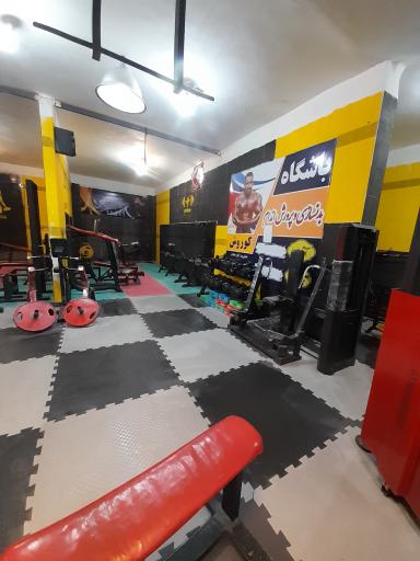 عکس باشگاه بدنسازی کوروش