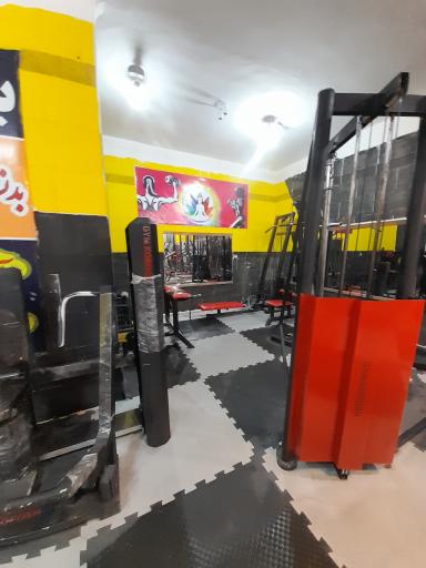 عکس باشگاه بدنسازی کوروش