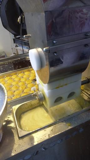 عکس فلافل نخود طلایی