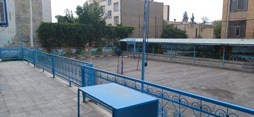 عکس دبیرستان نوبت اول شهید عباسپور