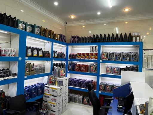 فروشگاه و انبار خودرو پی