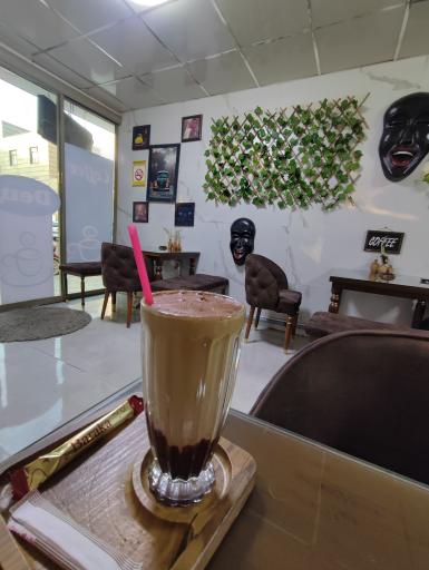 عکس کافه دنج (شعبه 2)