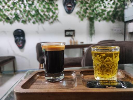 عکس کافه دنج (شعبه 2)