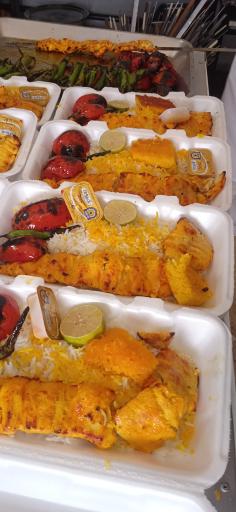 عکس تهیه غذای و رستوران یاس