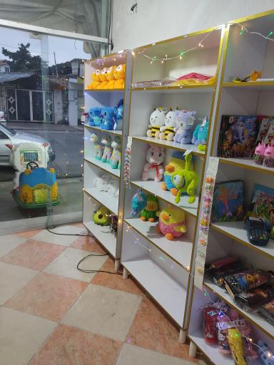 لوازم تحریر و عروسک کوچولک 