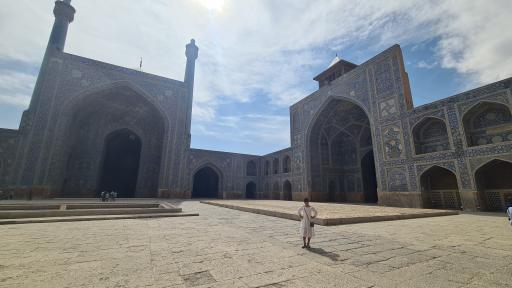 ایوان فیروزه مسجد جامع عباسی