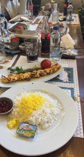 عکس تهیه غذای و رستوران یاس