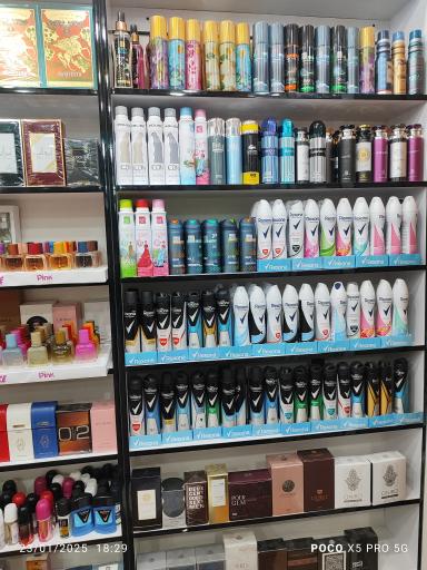 عکس گالری عطر دنیا