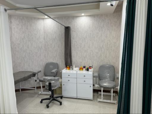 عکس آزمایشگاه تشخیص طبی و پاتولوژی پویان 