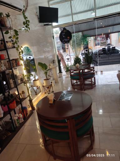 عکس کافه باریستا