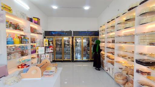 عکس شیرینی ثابتی شعبه گمیشان 