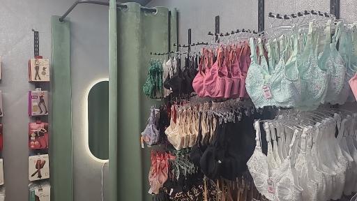 عکس فروشگاه لباس زیر کالیکوت