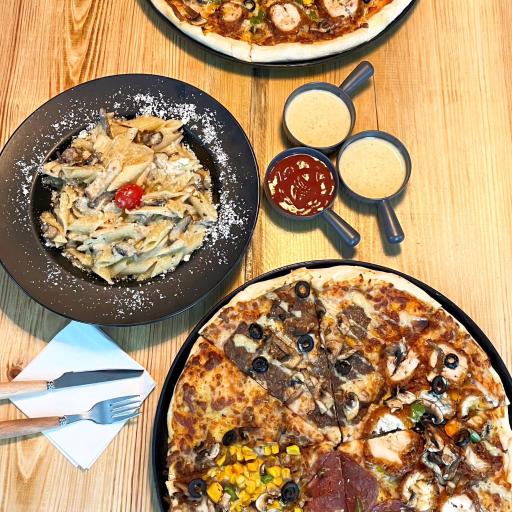 عکس کافه رستوران سیمونه