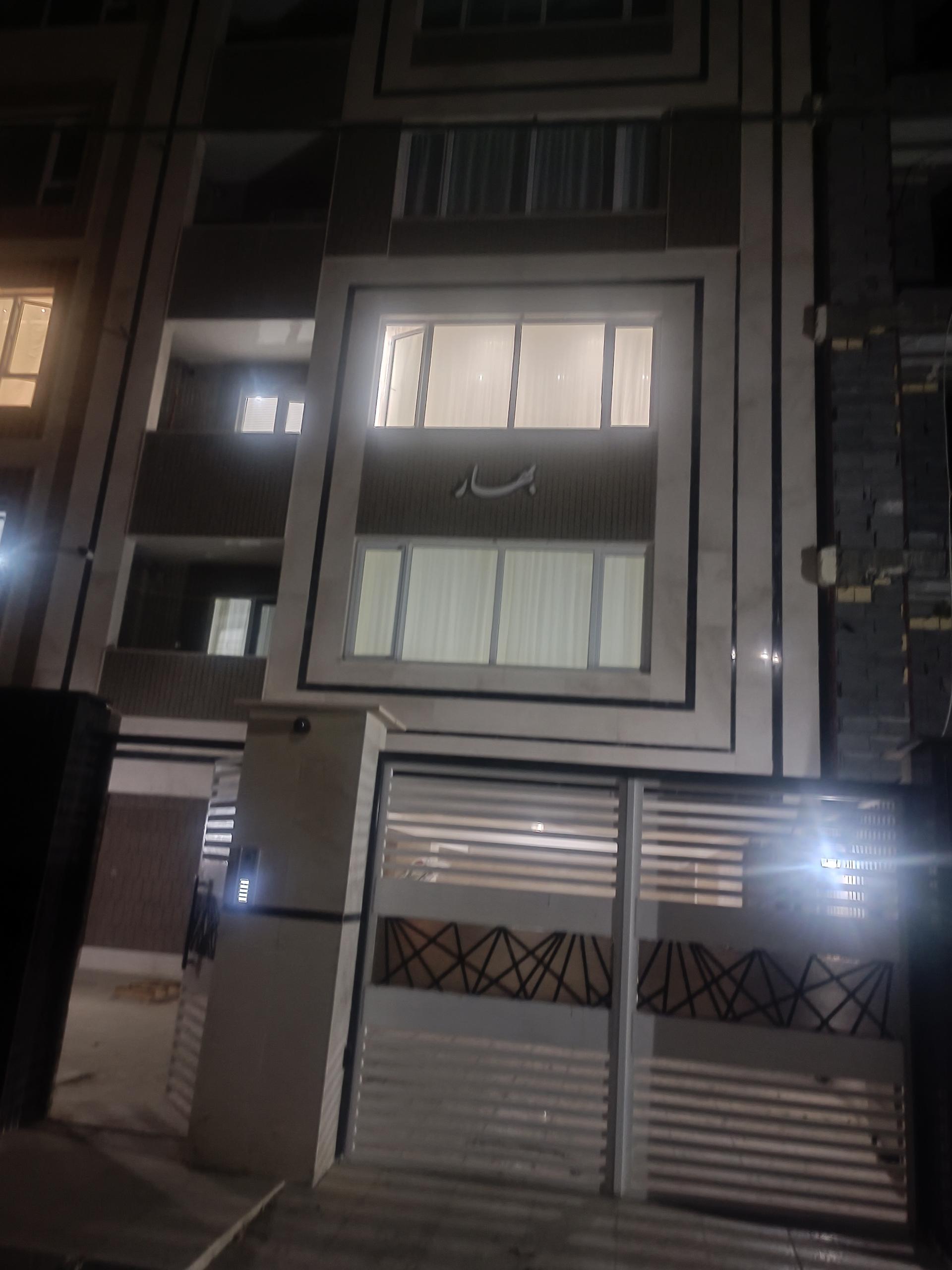 عکس مجتمع مسکونی بهار