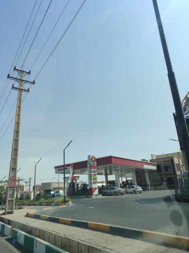 عکس پمپ بنزین رویال پرند