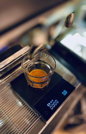 عکس کافه سایه