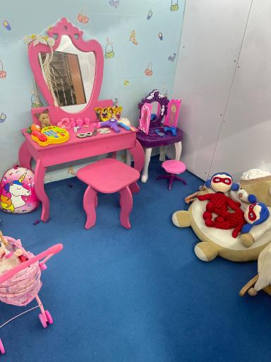 عکس خانه بازی آفتابگردون