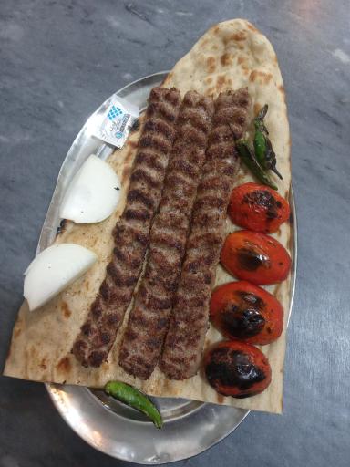عکس کبابی حسینی