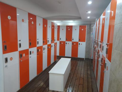 عکس استخر شناگران کوچولو 