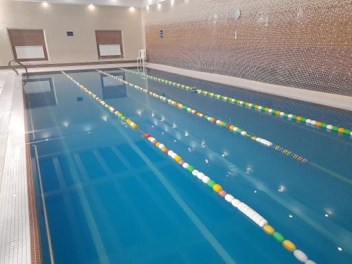 عکس استخر شناگران کوچولو 